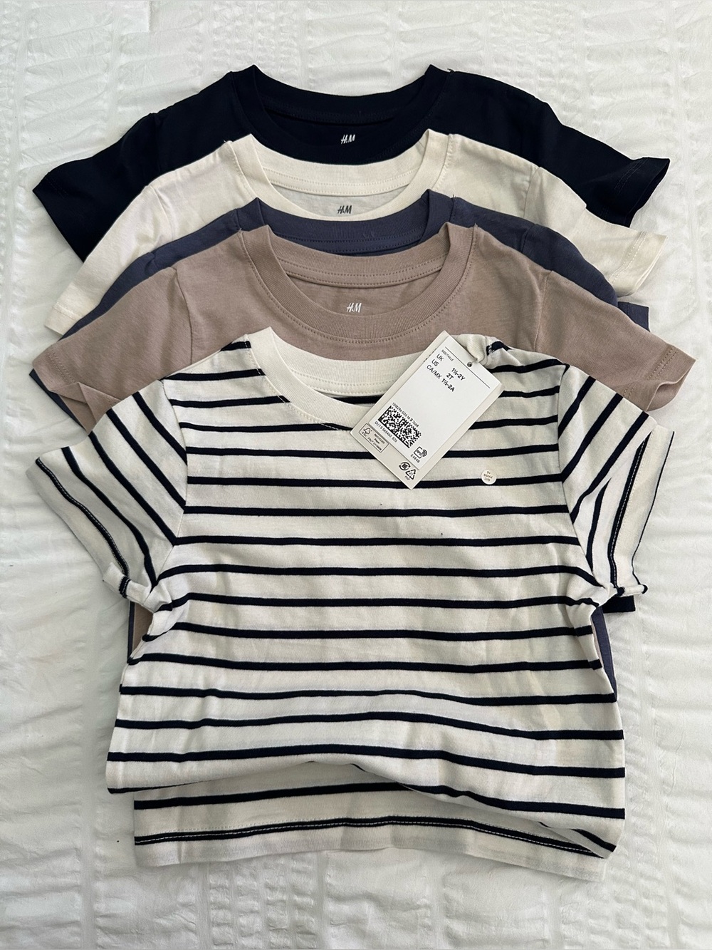 H&M 5-Pack Cotton T-shirts Navy, Cream, Striped and Solid Tee Pack 2T